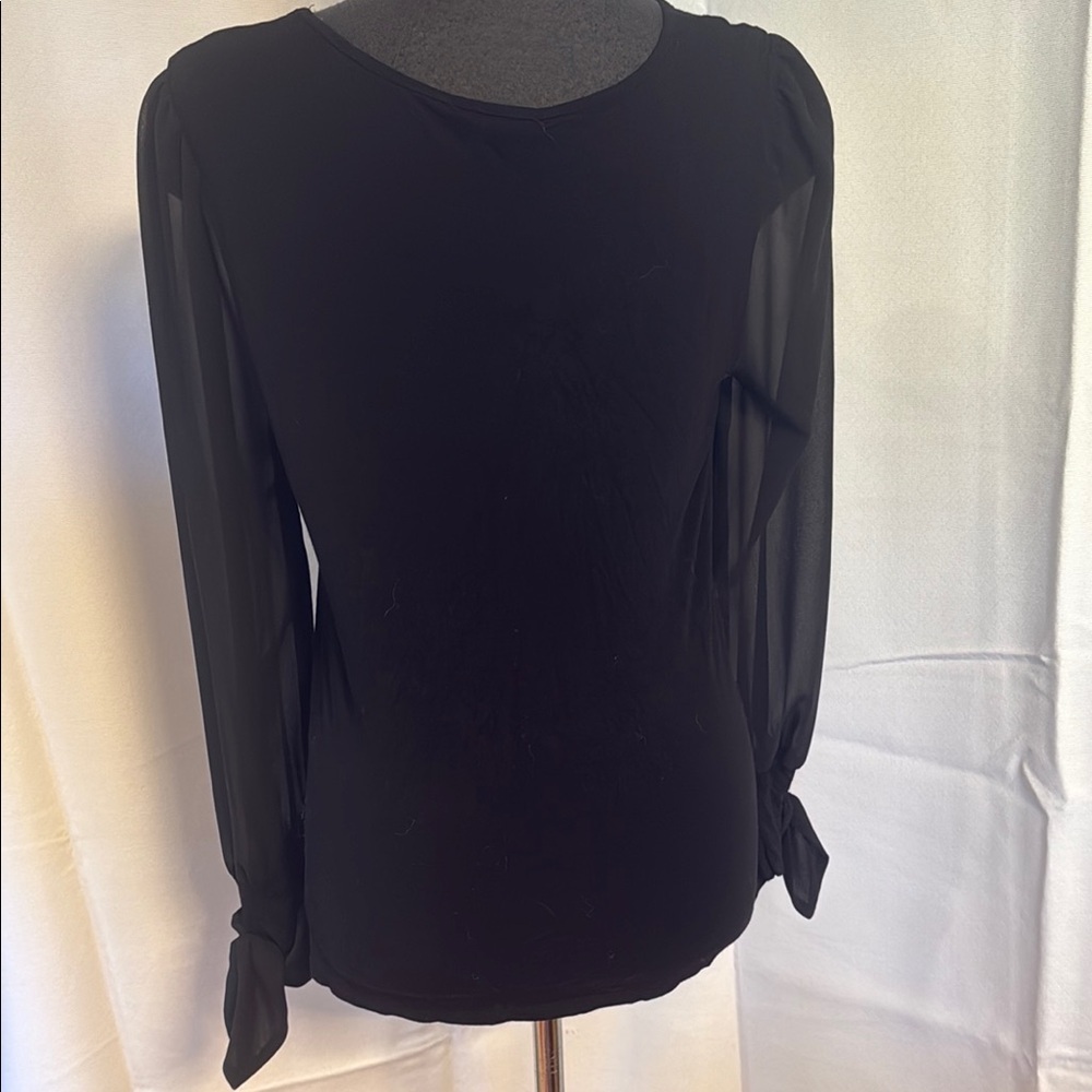 Suzy Shier Elegant Black Women's Top wwith mesh long sleeves. Medium. - Picture 4 of 8